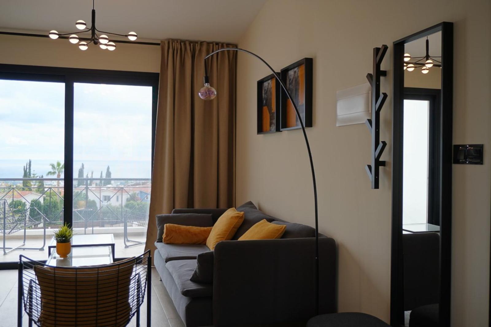 Wonderful View From The Beautiful Apartment *